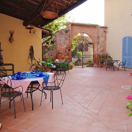 Il Colombaio, Siena -Appartamenti E Camere- Isola d'Arbia Bagian luar foto