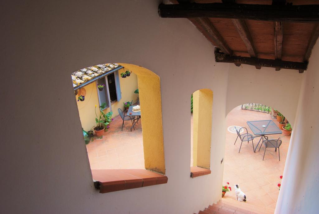 Il Colombaio, Siena -Appartamenti E Camere- Isola d'Arbia Bagian luar foto
