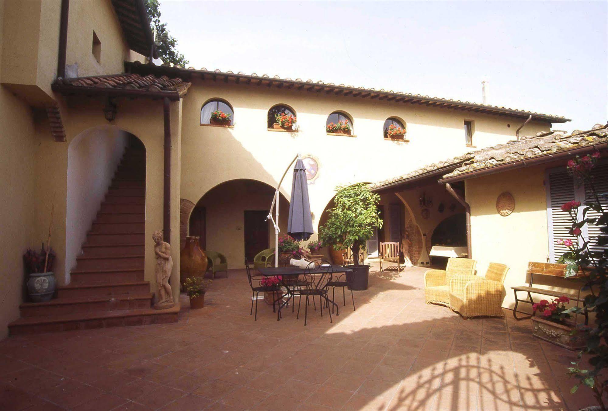 Il Colombaio, Siena -Appartamenti E Camere- Isola d'Arbia Bagian luar foto